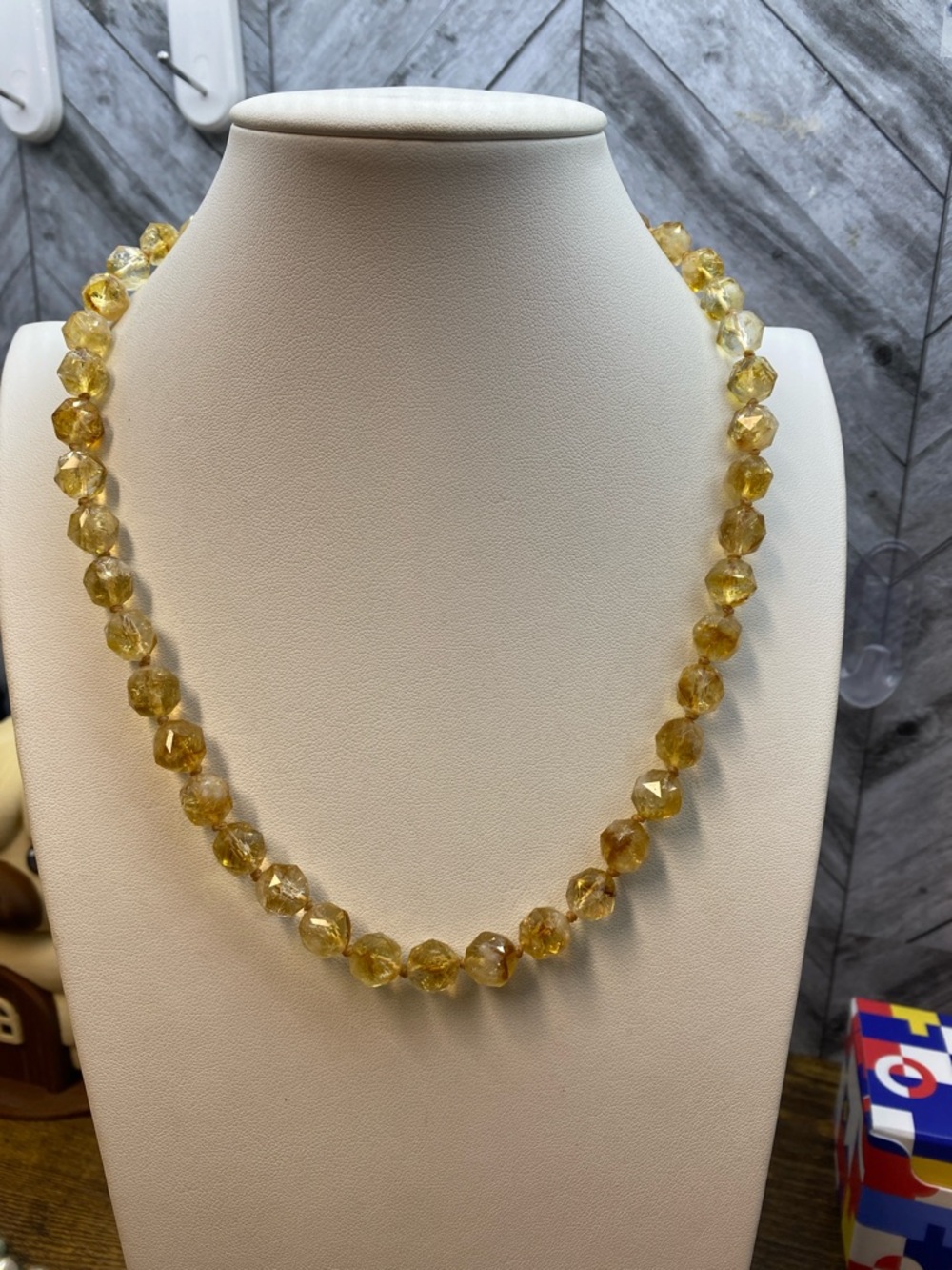Natural Citrine faceted 10mm hand knotted 20 inch Aprilsplace necklace - Picture 4 of 8